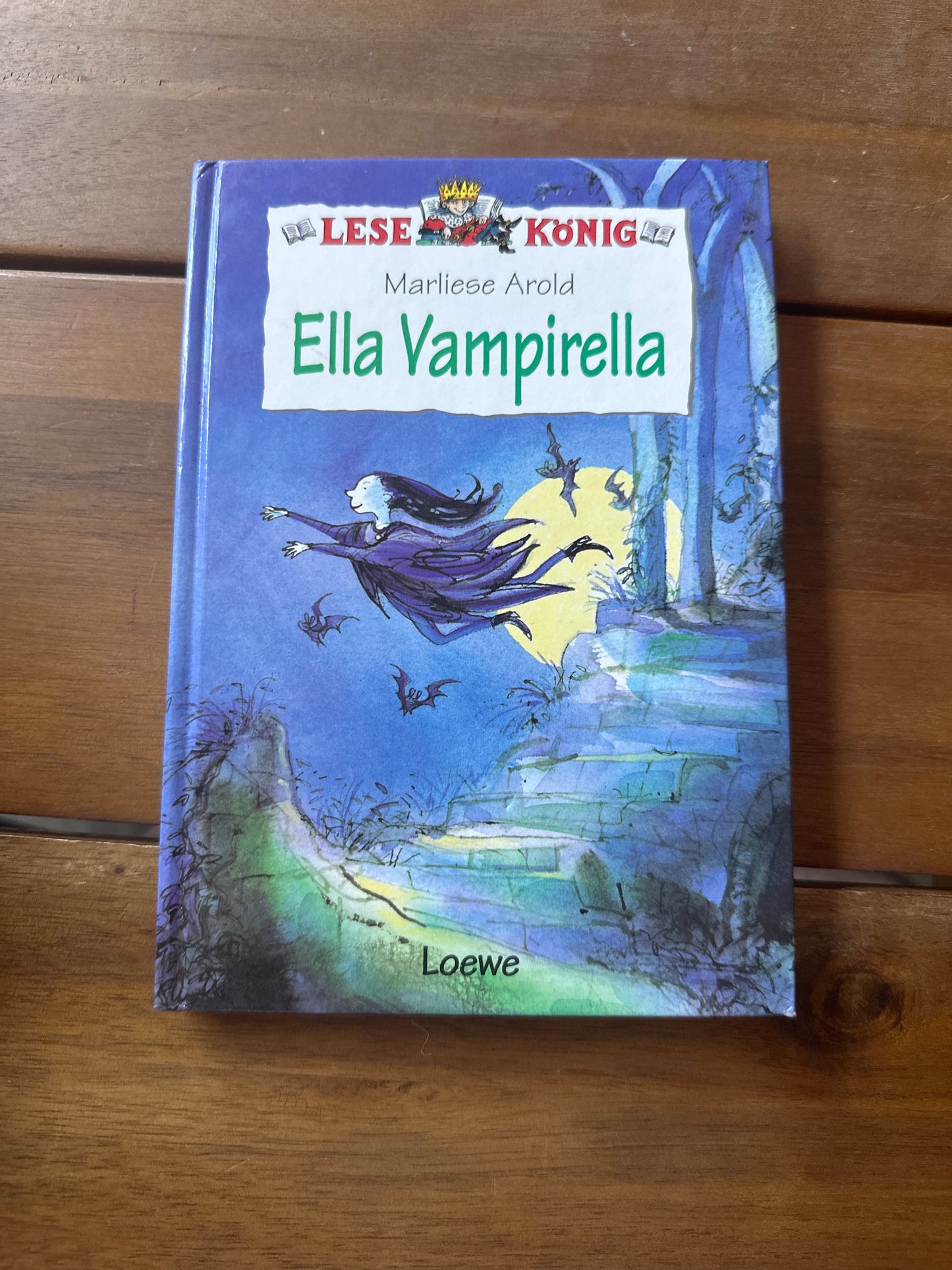 Ella Vampirella