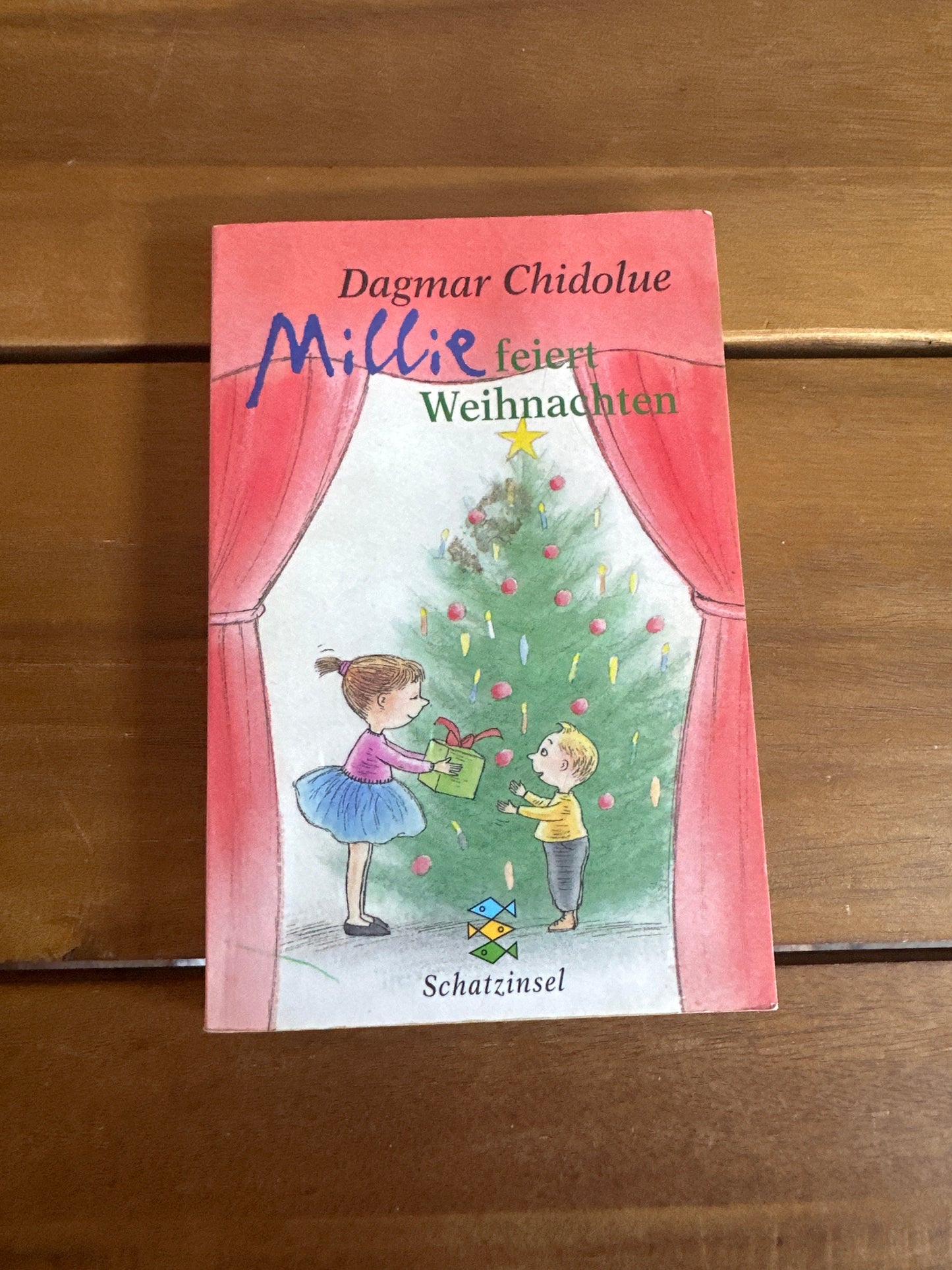 Millie feiert Weihnachten