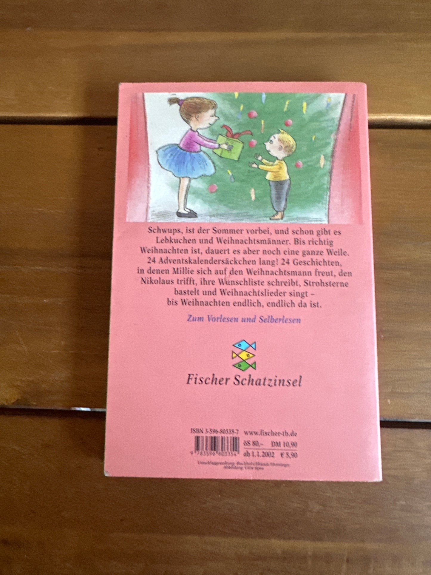 Millie feiert Weihnachten