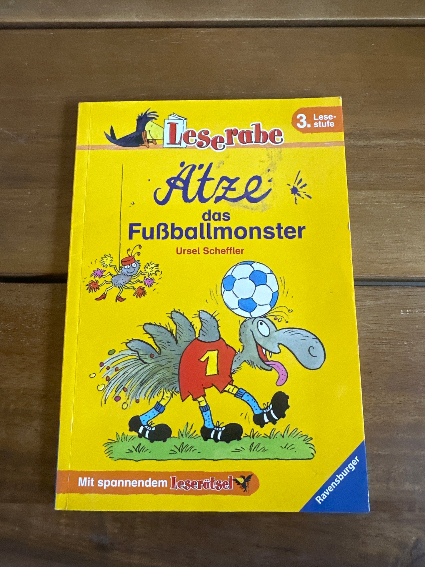 Ätze das Fußballmonster