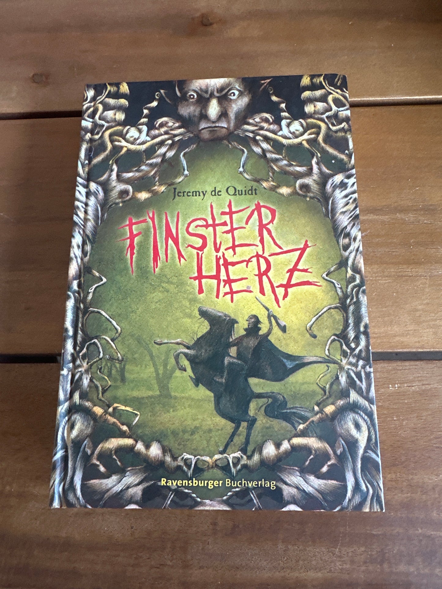 Finster Herz